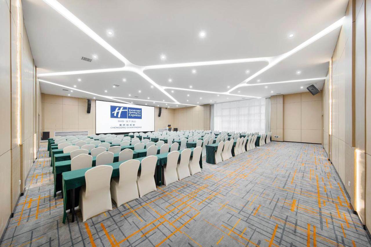 Holiday Inn Express Chongqing Guanyinqiao By Ihg Ngoại thất bức ảnh