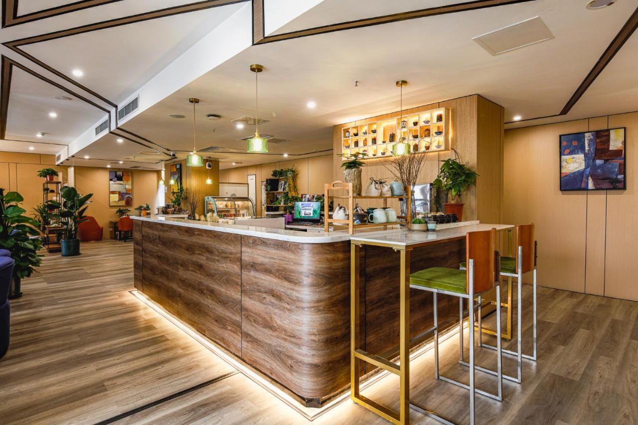 Holiday Inn Express Chongqing Guanyinqiao By Ihg Ngoại thất bức ảnh